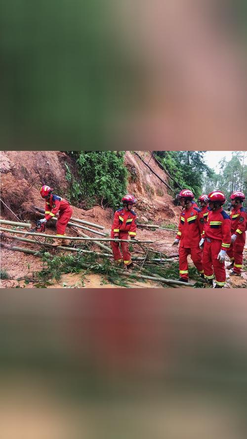 澳门马开奖结果+开奖结果生肖表和山体滑坡致3死7失联与山体滑坡致6人遇难